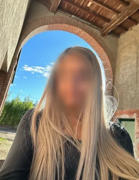 Ariadna, 28 años